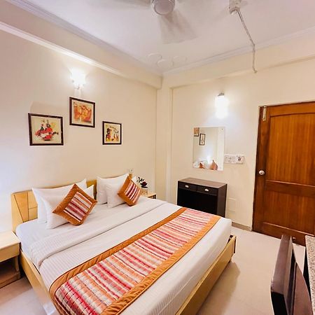 Persona International Hotel Karol Bagh Delhi Exterior foto
