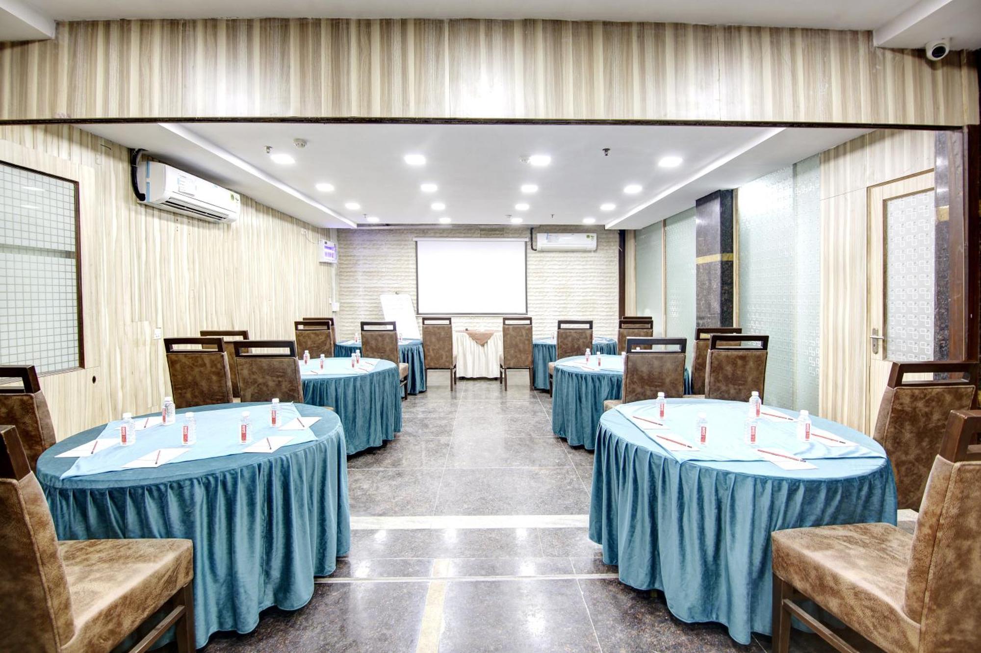 Persona International Hotel Karol Bagh Delhi Exterior foto