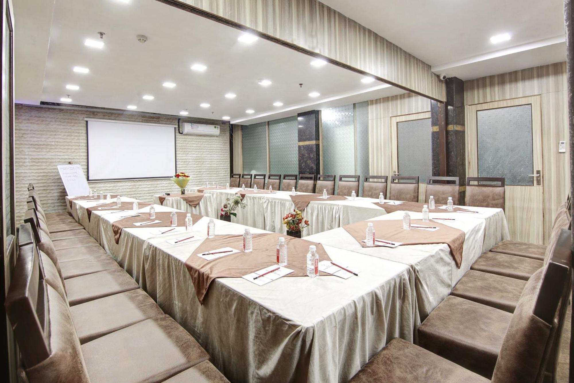 Persona International Hotel Karol Bagh Delhi Exterior foto
