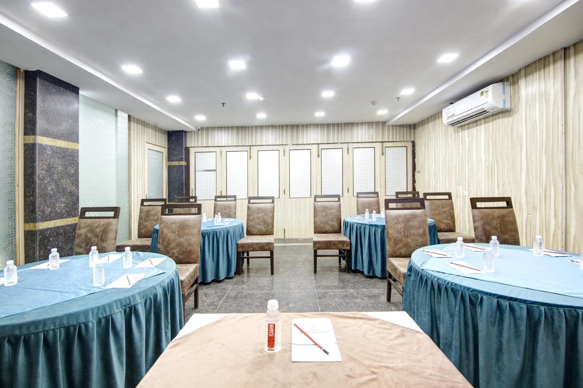 Persona International Hotel Karol Bagh Delhi Exterior foto