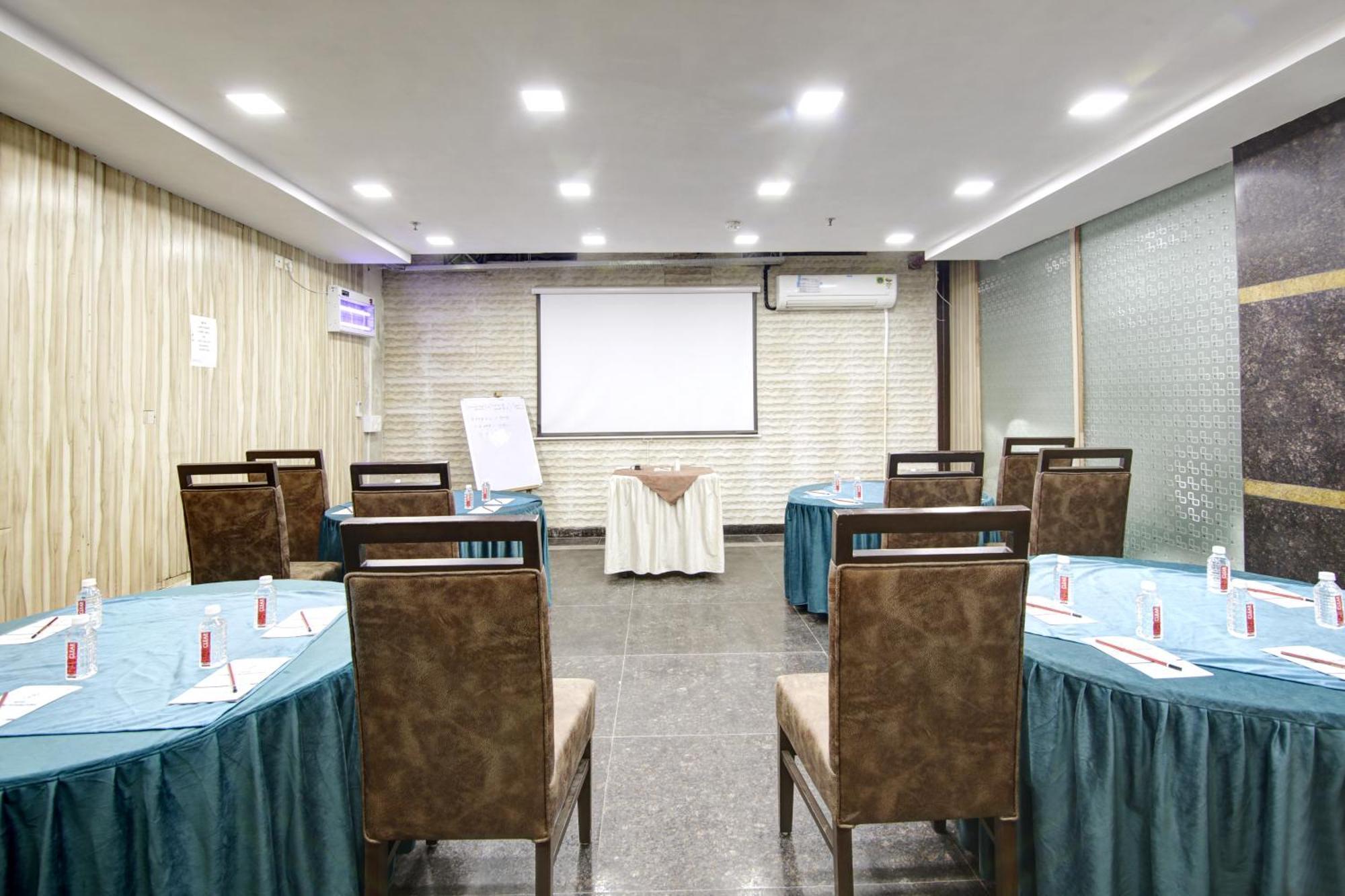 Persona International Hotel Karol Bagh Delhi Exterior foto