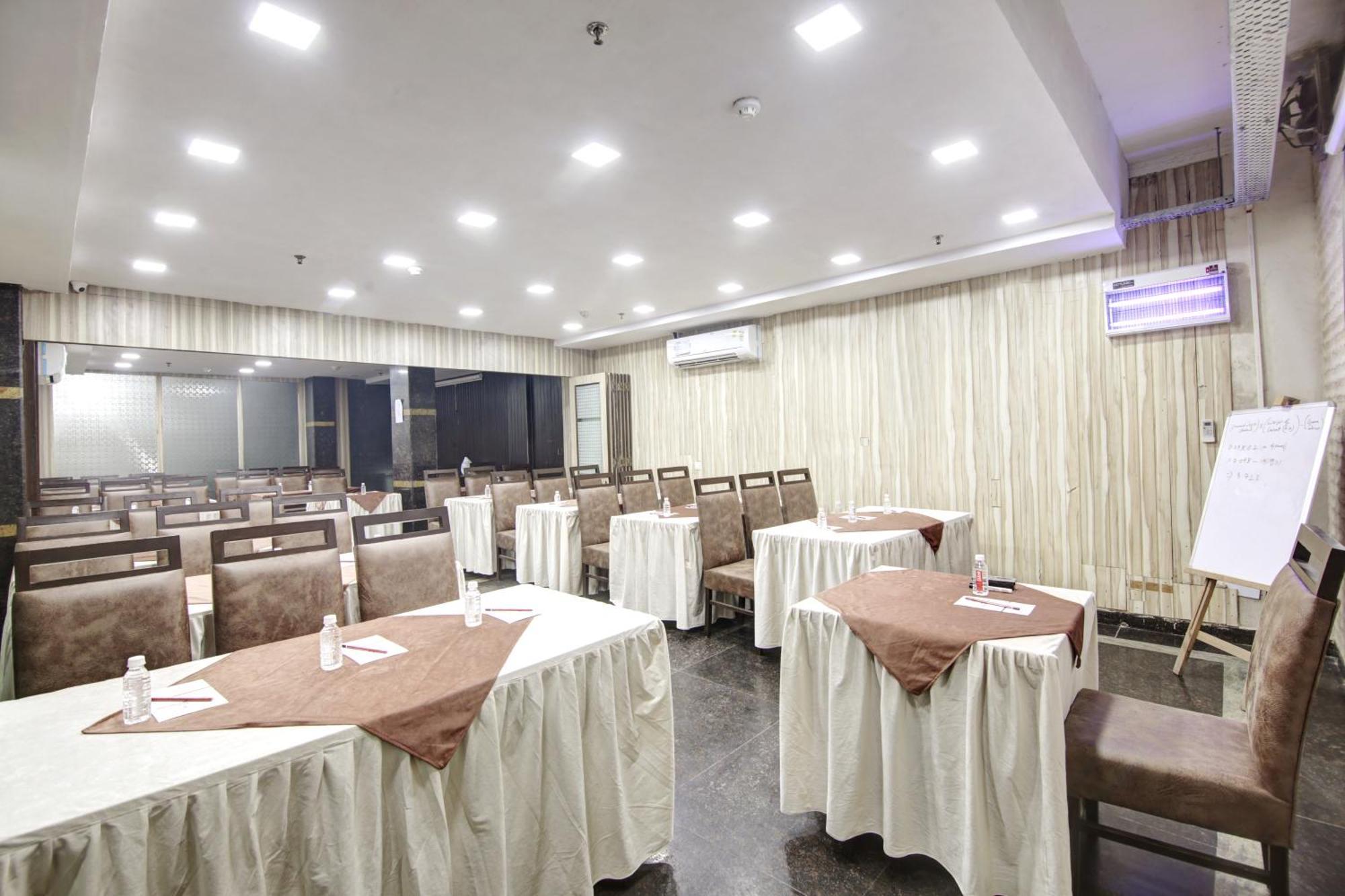 Persona International Hotel Karol Bagh Delhi Exterior foto