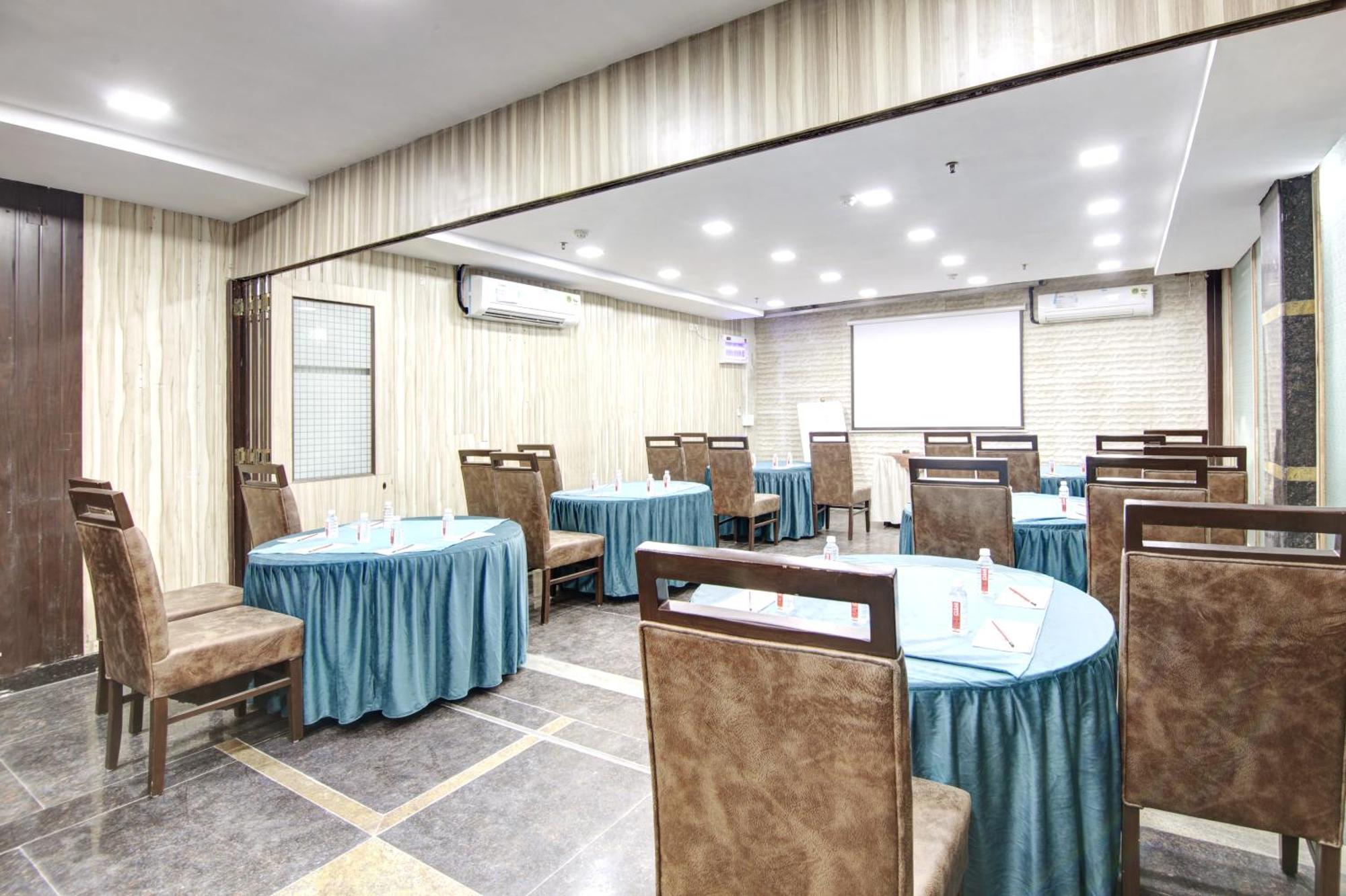 Persona International Hotel Karol Bagh Delhi Exterior foto