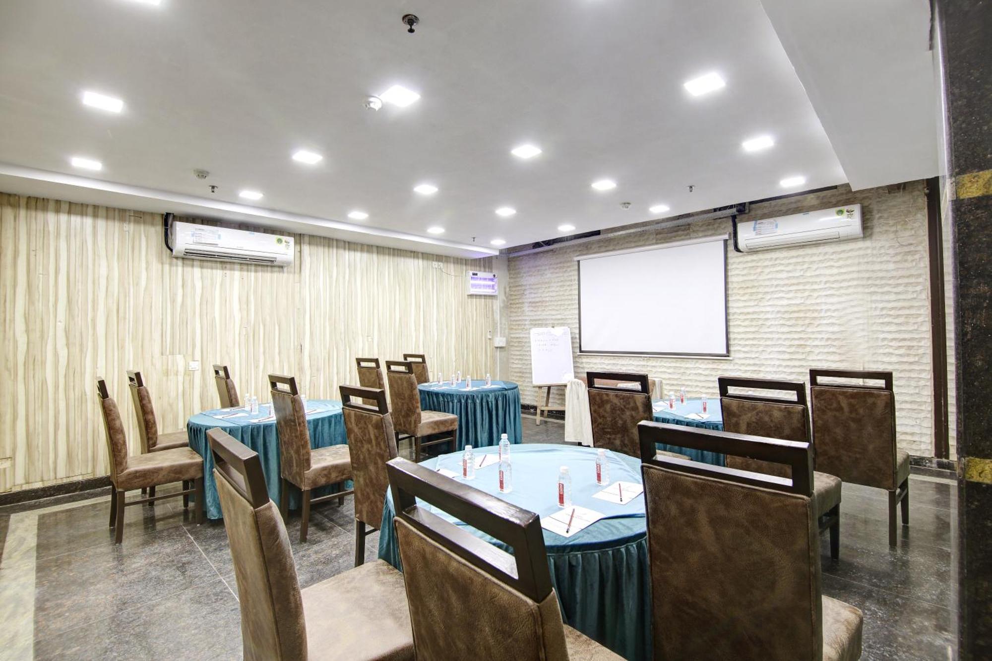 Persona International Hotel Karol Bagh Delhi Exterior foto