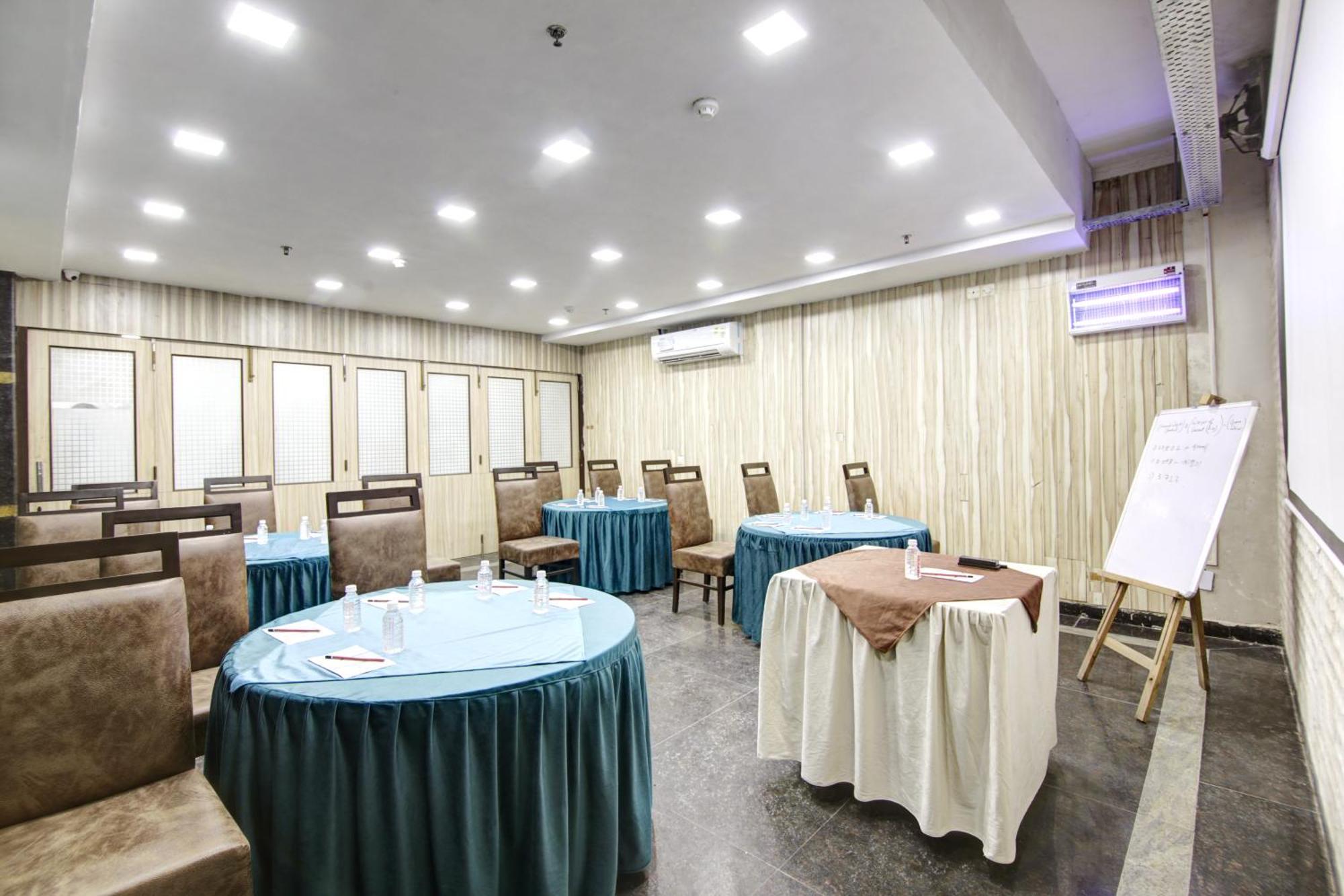 Persona International Hotel Karol Bagh Delhi Exterior foto